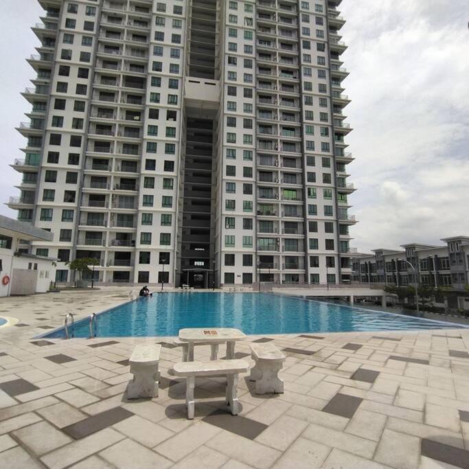 Apartment 191 Cozy Casa Kayangan 3br 6pax By Grab A Ipoh