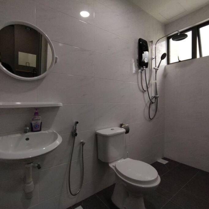 191 Cozy Casa Kayangan 3br 6pax By Grab A Apartment *